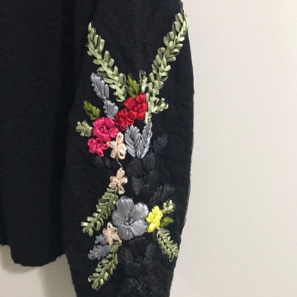 Sweater - Picture 2 of 3